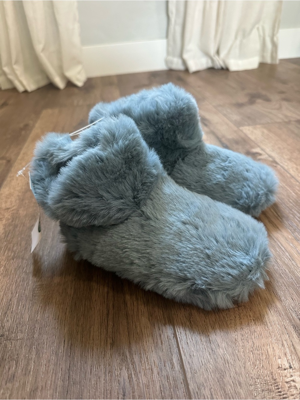 NEW!! Cat & Jack Faux Fur Slip-On Booties, Slippers, Non-Slip, Soft, XL (11/12)